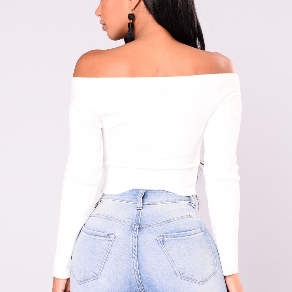 Cozy white top